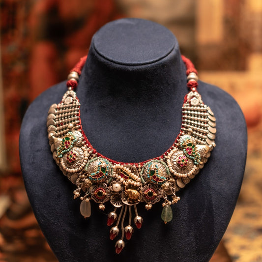 The Imperial Caravan Collar