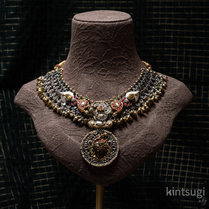 The Regal Peacock Collar
