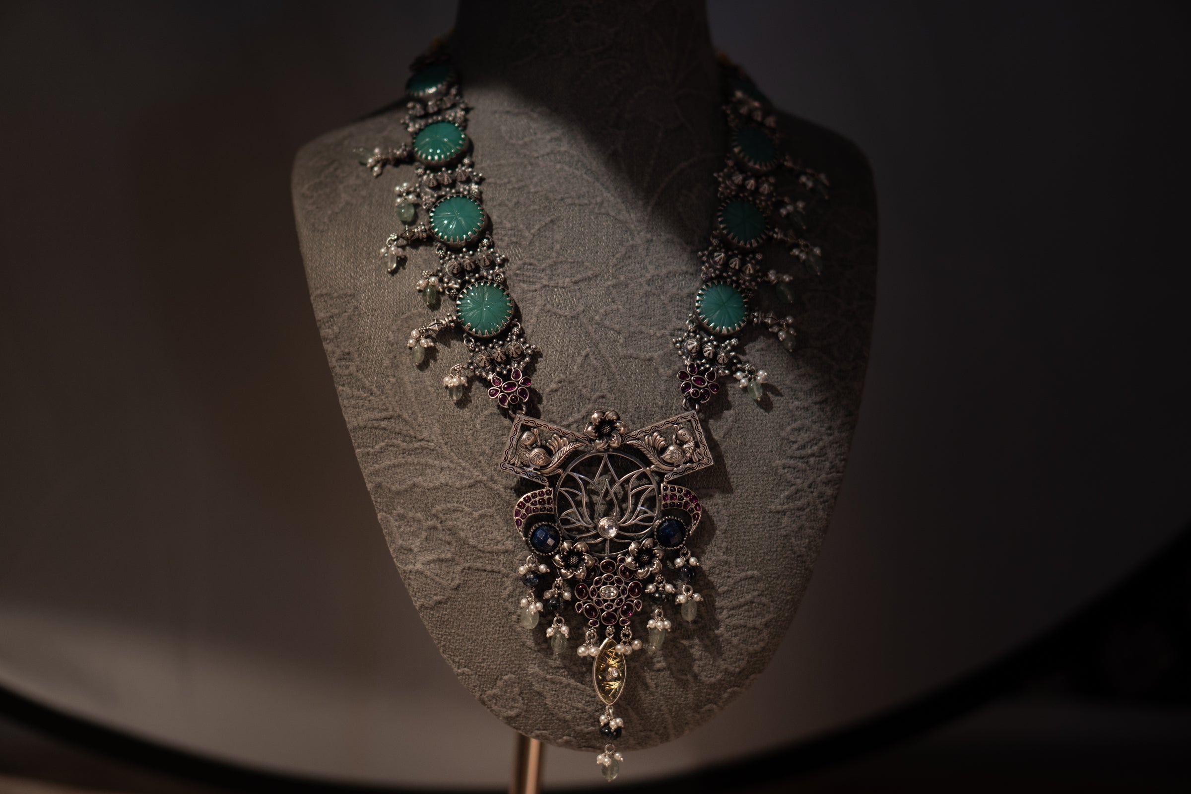 The Verdant Relic Necklace