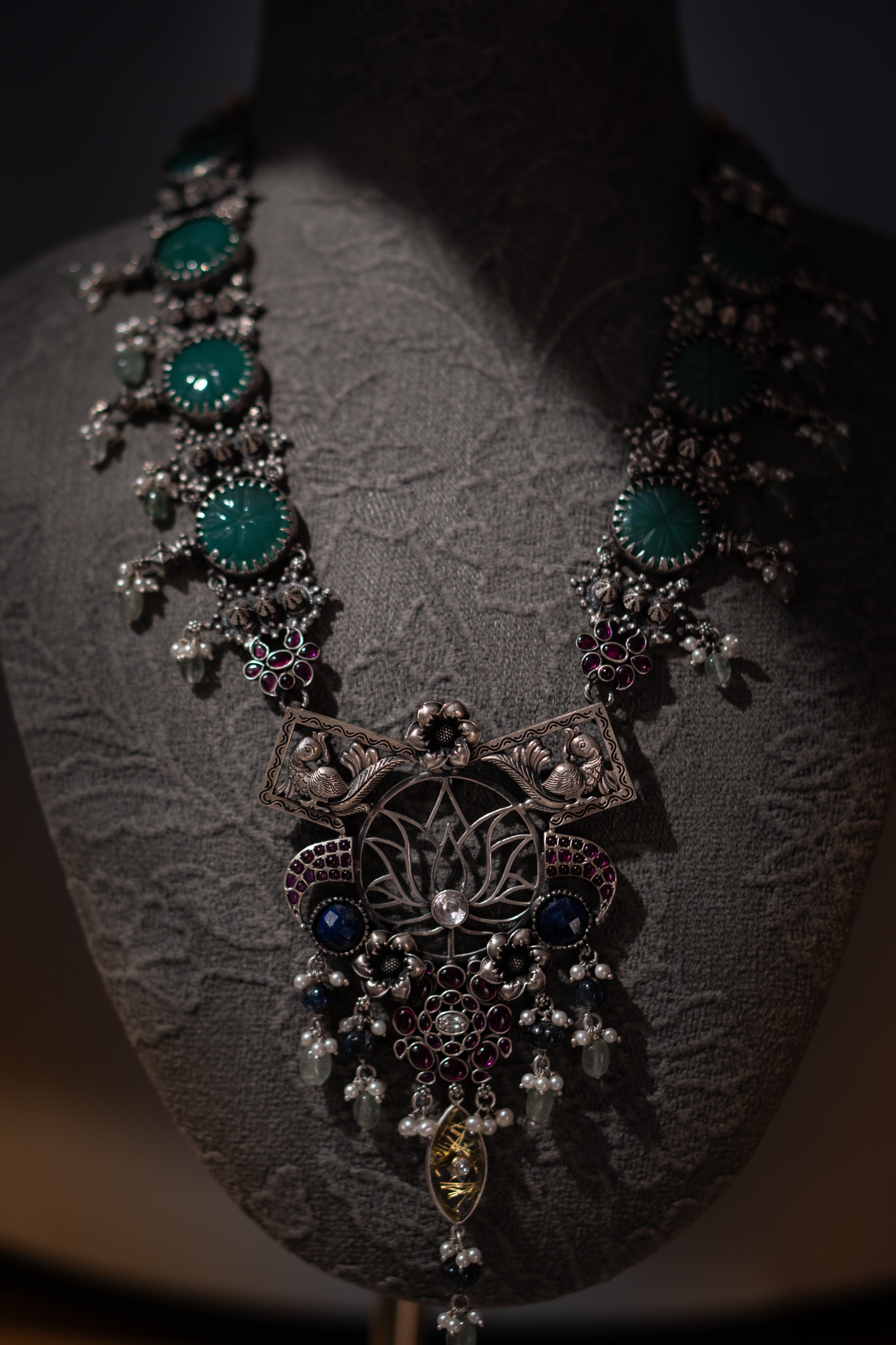 The Verdant Relic Necklace