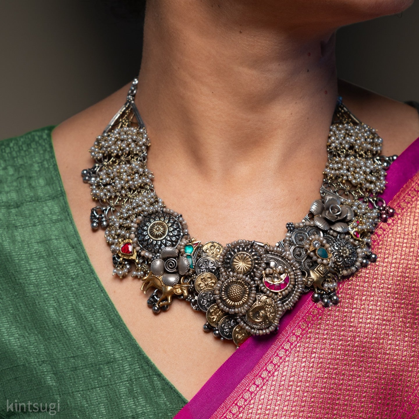 The Regalia Tapestry Collar